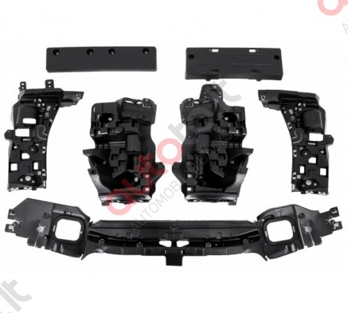Bmw X6M G06 F96 LCI apdailos komplektas skirtas atnaujinti modelį